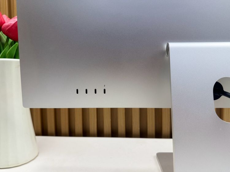 Studio Display 27-inch Retina 5K Standard Glass รูปที่ 9