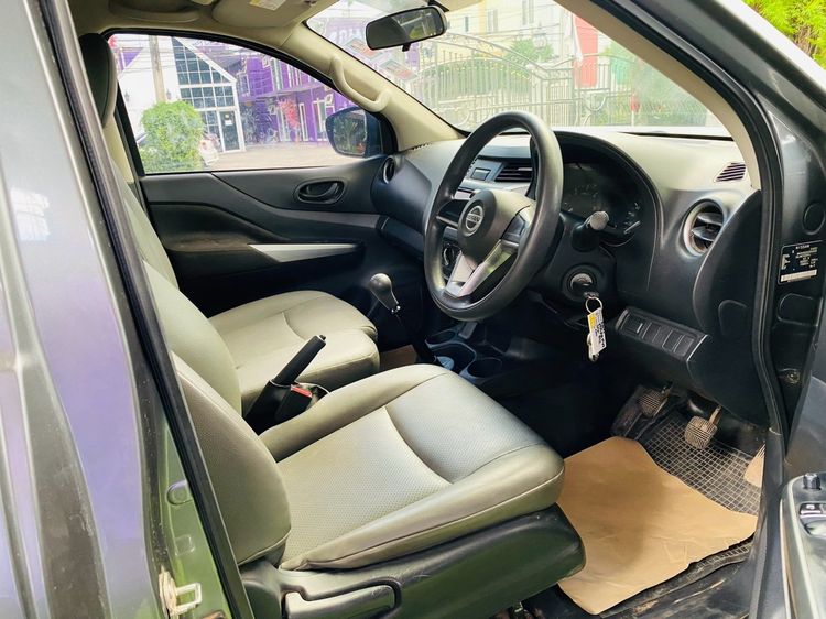 Nissan Navara 2022 2.5 SL Pickup ดีเซล ไม่ติดแก๊ส เกียร์ธรรมดา เทา รูปที่ 4