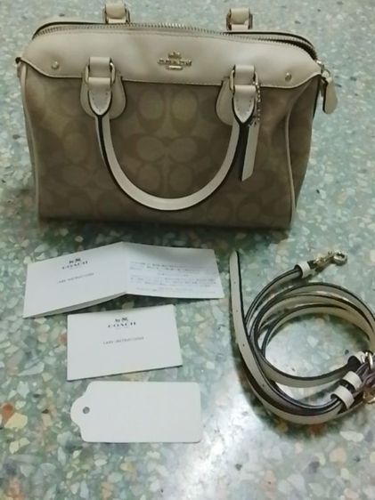 หญิง อื่นๆ กระเป๋า Coach แท้ ลายซิกเนเจอร์