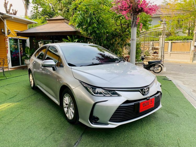 Toyota Altis 2020 1.6 G Sedan เบนซิน ไม่ติดแก๊ส เกียร์อัตโนมัติ เทา รูปที่ 3