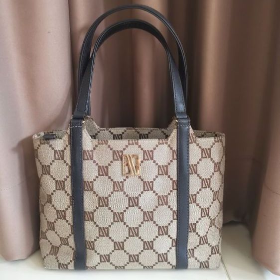 กระเป๋าแบรนด์​ DIANA​ VALENTINO​ มือ​ 2​