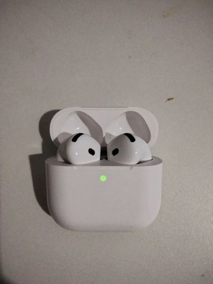 Apple Air pods 4