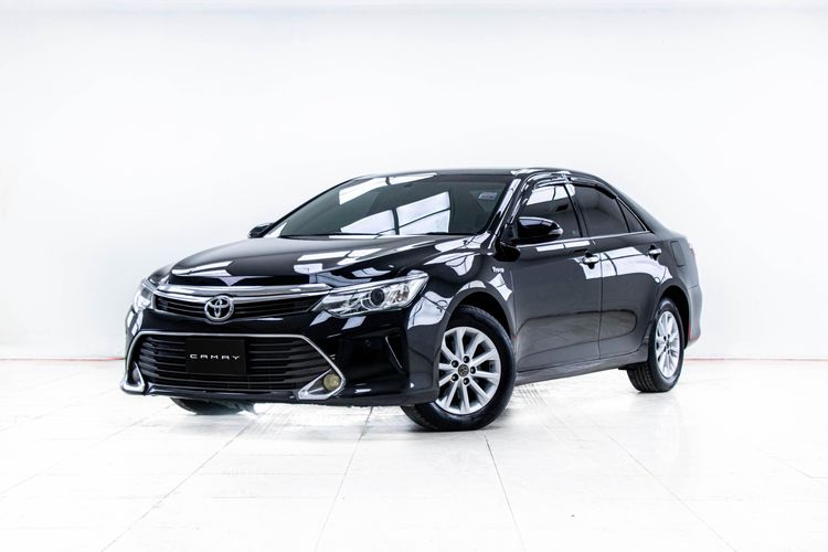 รถ Toyota Camry 2.0 G สี ดำ