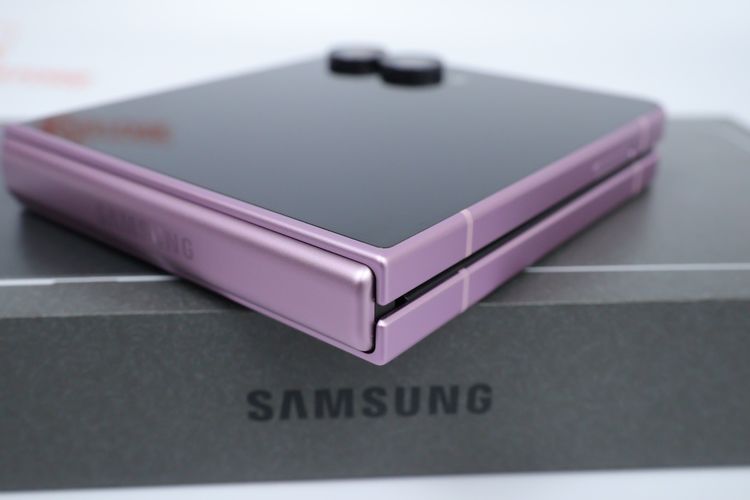 Samsung Galaxy Z Flip 8 12.256GB  รูปที่ 9