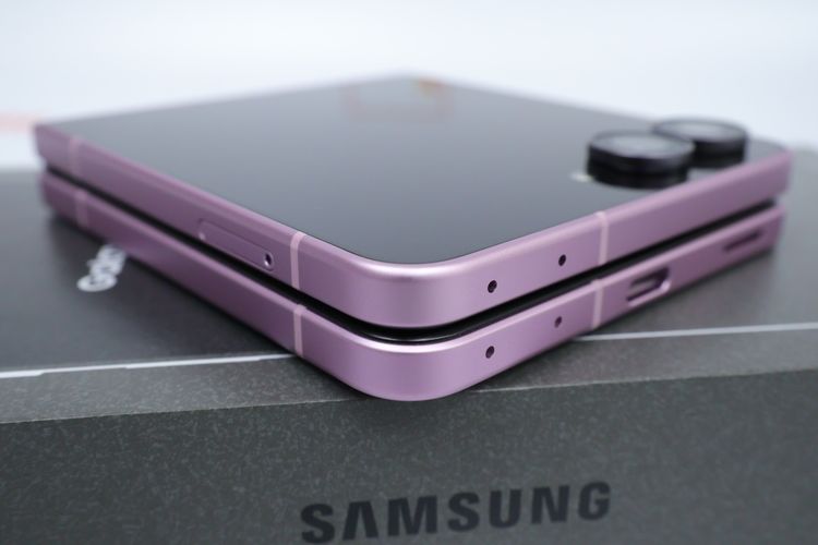 Samsung Galaxy Z Flip 8 12.256GB  รูปที่ 7