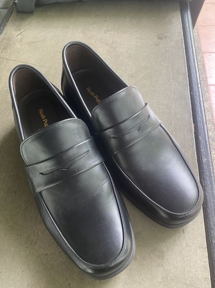 รองเท้า hush puppies