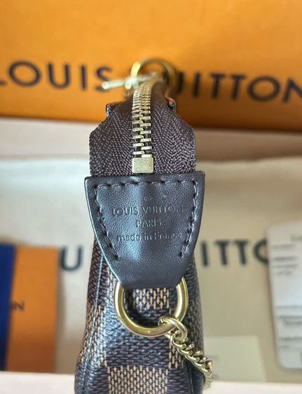 lv mini pochette รูปที่ 3