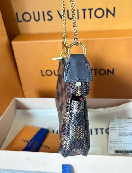 lv mini pochette รูปที่ 5