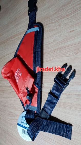 กระเป๋าคาดเอว ACTIVE walking pouch สำหรับวิ่งพร้อมใส่ขวดน้ำ สินค้าคัดจากโกดังญี่ปุ่น ขนาความยาว 28 CM. ความกว้าง 16.5 CM. สินค้าใหม่