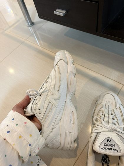 รองเท้าวิ่ง ผู้ชาย ขาว New Balance แท้ 100% 👟 มือ 2 สภาพสวย Size 42 | 650.- รวมส่ง