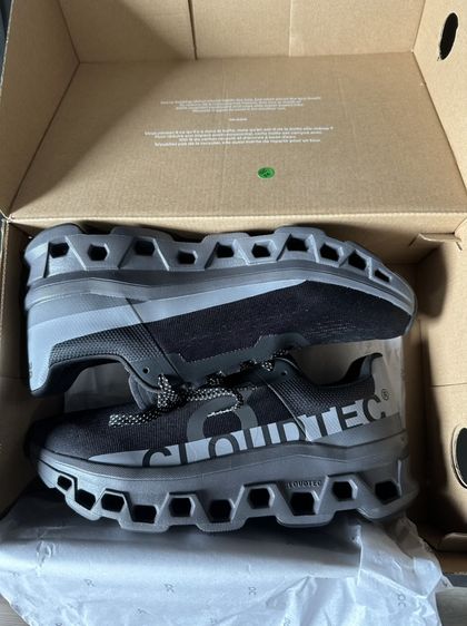 อื่นๆ รองเท้าผ้าใบ ผ้า UK 8.5 | EU 42 2/3 | US 9 ดำ On Cloud Monster Lumos Black 42.5