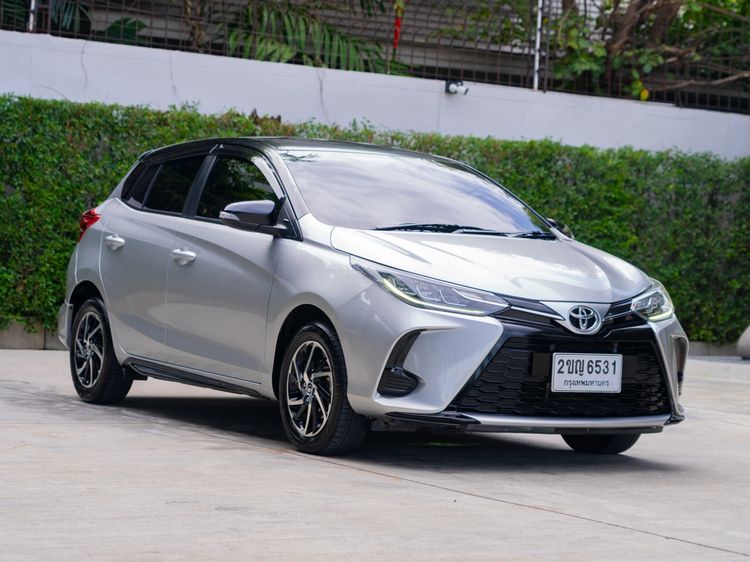 Toyota Yaris 2021 1.2 Sport Sedan เบนซิน ไม่ติดแก๊ส เกียร์อัตโนมัติ เทา