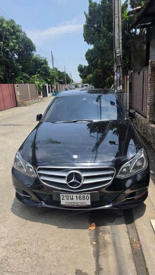 รถ Mercedes-Benz E-Class E300 สี ดำ