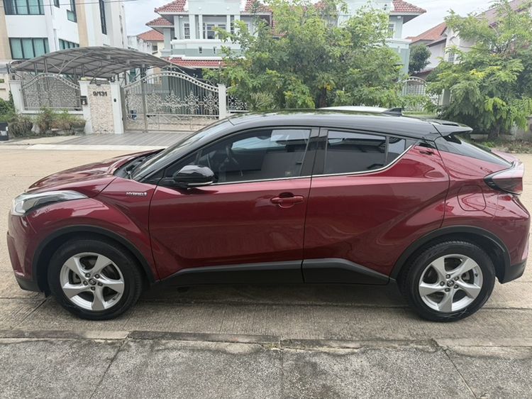 Toyota C-HR 2018 1.8 HV Hi Utility-car ไฮบริด เกียร์อัตโนมัติ แดง รูปที่ 3