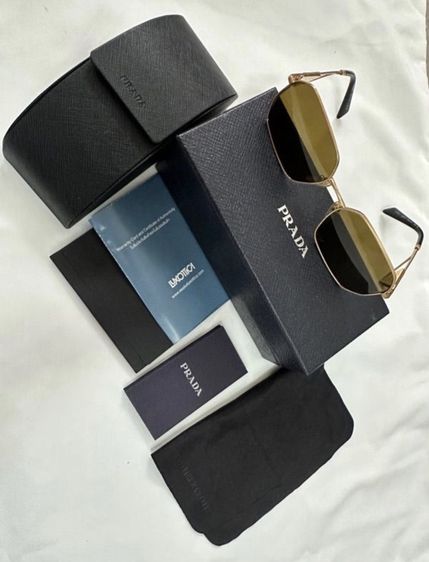 แว่นกันแดด prada pr a51s 58 mm