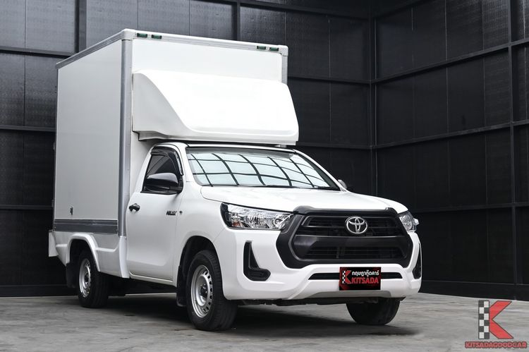 Toyota Hilux Revo 2023 2.4 Entry Pickup ดีเซล ไม่ติดแก๊ส เกียร์ธรรมดา ขาว