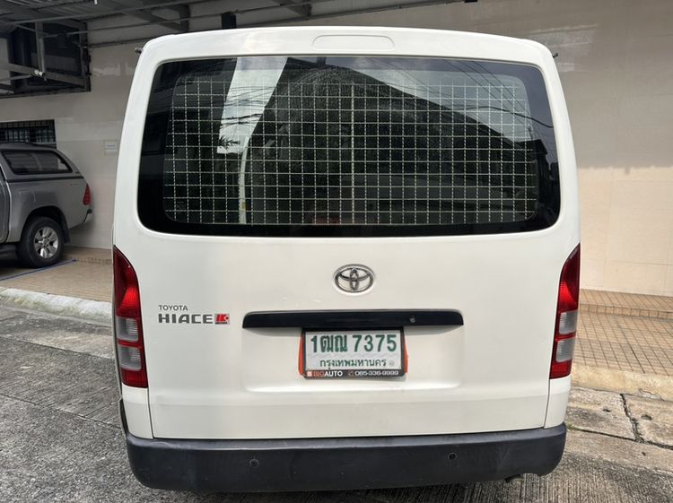 Toyota Hiace 2014 3.0 D4D Van ดีเซล เกียร์ธรรมดา ขาว รูปที่ 3