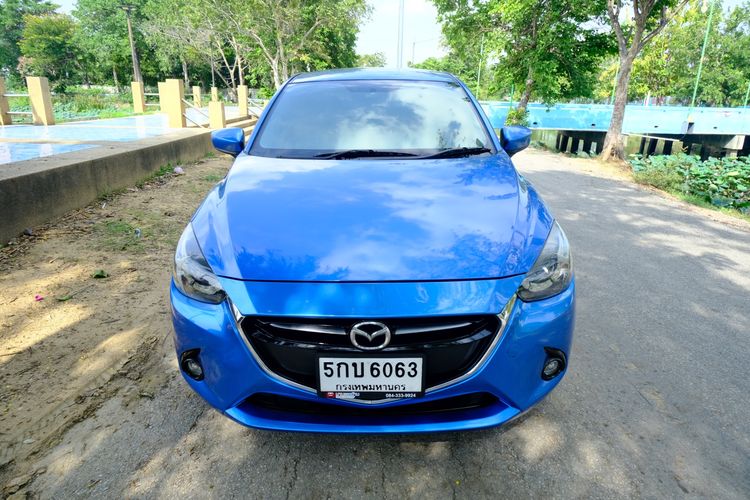 Mazda Mazda 2 2016 1.5 XD High Plus Sedan ดีเซล ไม่ติดแก๊ส เกียร์อัตโนมัติ น้ำเงิน รูปที่ 2