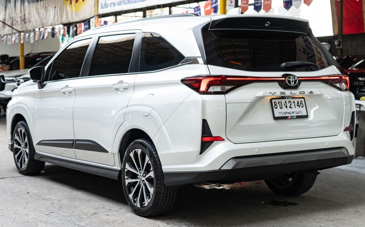 Toyota Veloz 2022 1.5 Premium Utility-car เบนซิน ไม่ติดแก๊ส เกียร์อัตโนมัติ ขาว รูปที่ 3