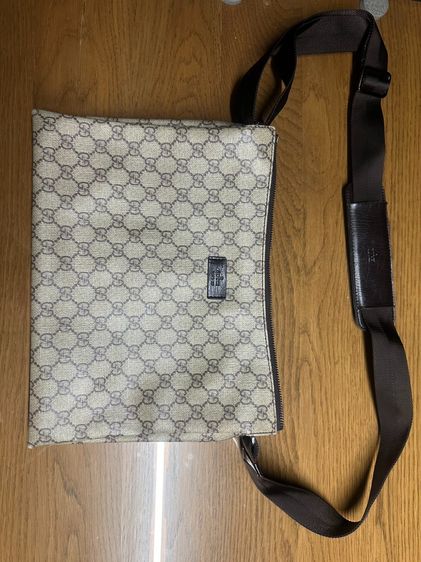 กระเป๋า Gucci Crossbody