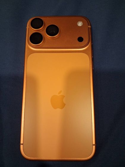 ขาย iPhone 17 Pro Max สภาพดีเยี่ยม อุปกรณ์ครบกล่อง พร้อมใช้งาน
