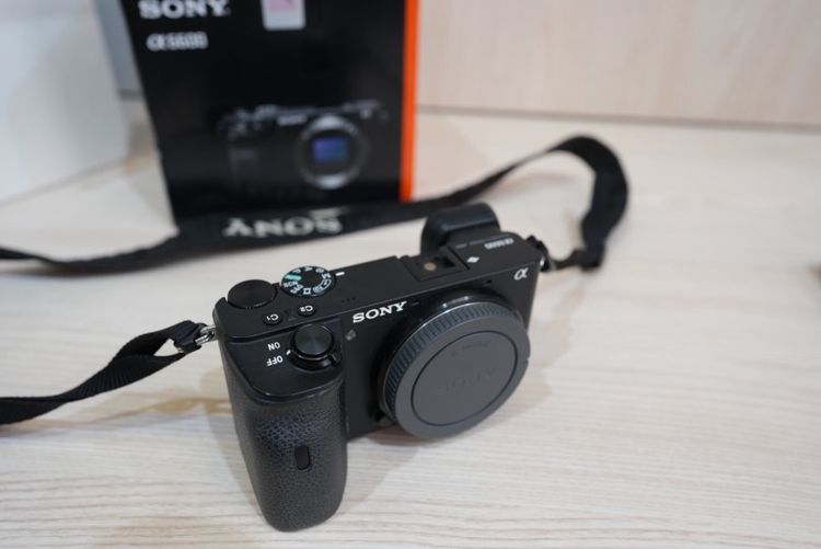 ขาย กล้อง SONY A6600 มือสอง / เลนส์ SONY FE 35 1.4GM Ziess / Samyang F2.8/8mm รูปที่ 15