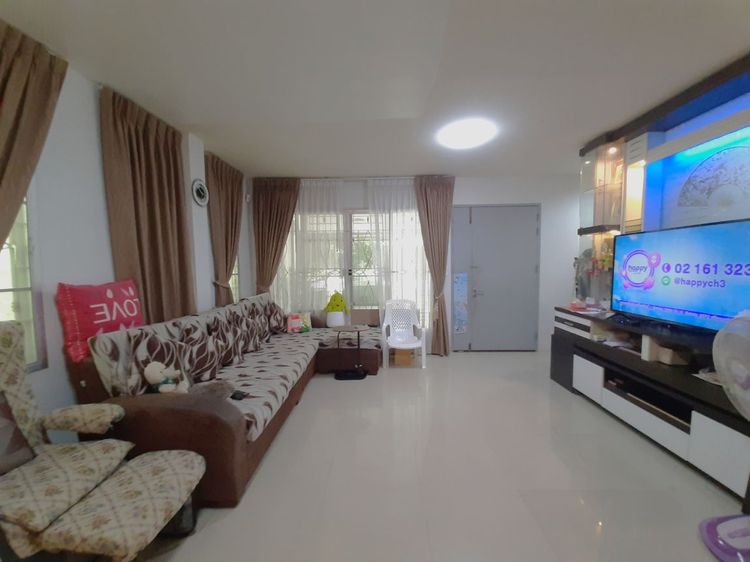 อื่นๆ ตกแต่งครบ บ้านแฝด หมู่บ้านม็อตโต Motto กาญจนาภิเษก – พระราม 2   38.3 ตรว 3 นอน 3 น้ำ 2 จอด 1 ระเบียง   4.5 ล้าน เหลือ 4.25 ล้าน โทร 085 - 0732541 รูปที่ 2