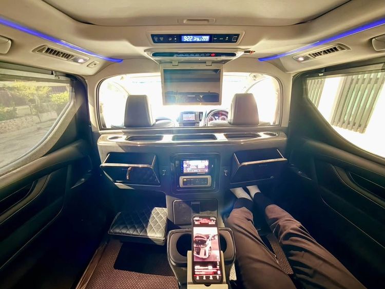 Toyota Alphard 2019 2.5 S C-Package Van เบนซิน ไม่ติดแก๊ส เกียร์อัตโนมัติ ขาว รูปที่ 2