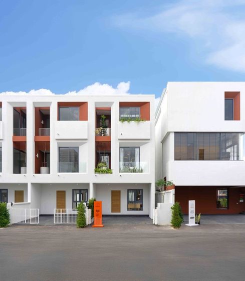 มีบางส่วน ขายทาวน์โฮม 3 ชั้น โครงการ Monotown 4 - หางดง เชียงใหม่ พร้อมเข้าอยู่ ทำเลดี ใกล้กาดฝรั่ง  รูปที่ 2