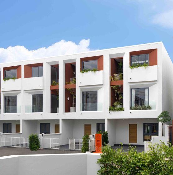 ขายทาวน์โฮม 3 ชั้น โครงการ Monotown 4 - หางดง เชียงใหม่ พร้อมเข้าอยู่ ทำเลดี ใกล้กาดฝรั่ง 