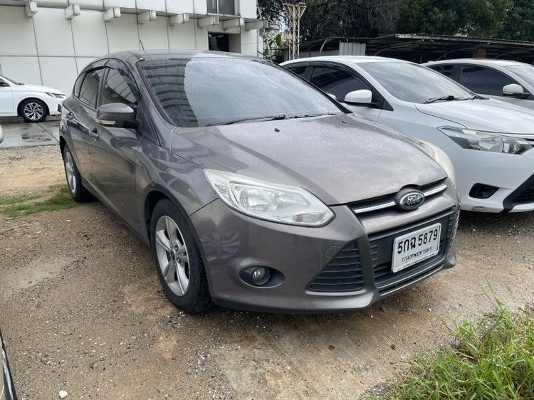 Ford Focus 2013 1.6 Trend Sedan เบนซิน ไม่ติดแก๊ส เกียร์อัตโนมัติ น้ำตาล