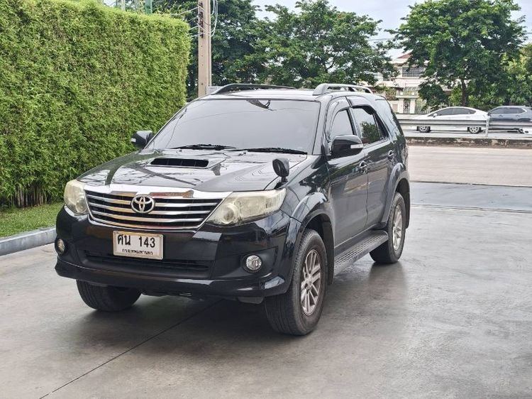 Toyota Fortuner 2013 3.0 V Utility-car ดีเซล ไม่ติดแก๊ส เกียร์อัตโนมัติ ดำ รูปที่ 3