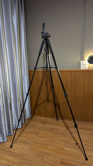 ขาตั้งกล้อง Tripod สูง 180cm สำหรับกล้องและมือถือ พร้อมกระเป๋า รูปที่ 2