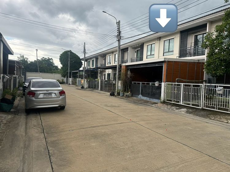 บ้านทาวโฮมโมดิวิลล่า เพชรเกษม69 3ห้องนอน 2ห้องน้ำ 20.1ตรว. อยู่มา8ปี เจ้าของขายเอง