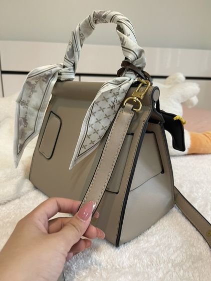 กระเป๋าหนังแท้ Aesthetic Vegan Leather BOYY Bobbi Karl Belt24 รูปที่ 9