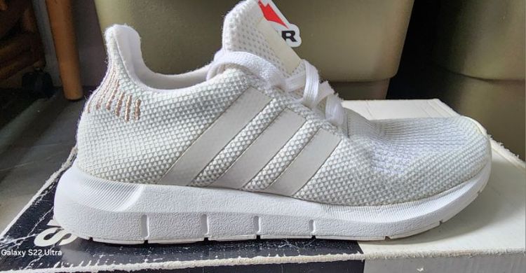 รองเท้า adidas Original Swiff Run รูปที่ 10