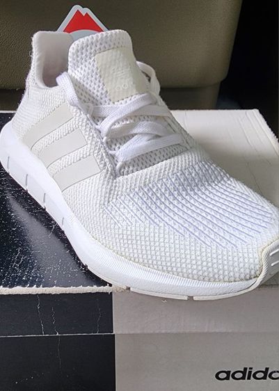 รองเท้า adidas Original Swiff Run รูปที่ 8