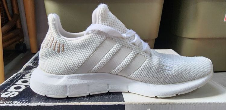 รองเท้า adidas Original Swiff Run รูปที่ 12