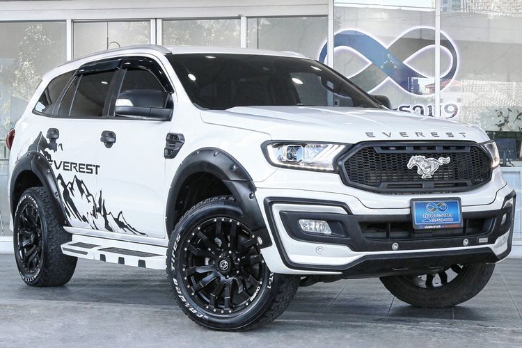 2022 Ford Everest 2.0 Bi-Turbo Titanium+