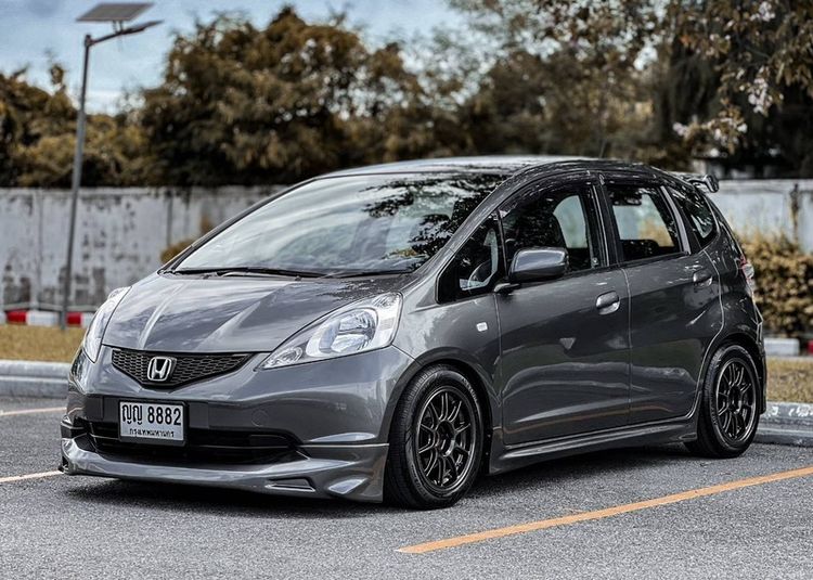 Honda Jazz 2010 1.5 S i-VTEC Sedan เบนซิน ไม่ติดแก๊ส เกียร์อัตโนมัติ เทา รูปที่ 3