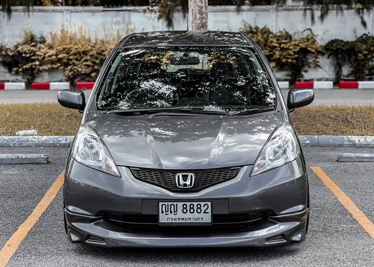 Honda Jazz 2010 1.5 S i-VTEC Sedan เบนซิน ไม่ติดแก๊ส เกียร์อัตโนมัติ เทา รูปที่ 2