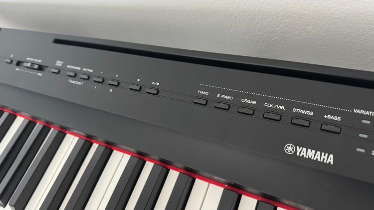 Yamaha P-125a Digital Piano with Bench - Original Owner รูปที่ 3