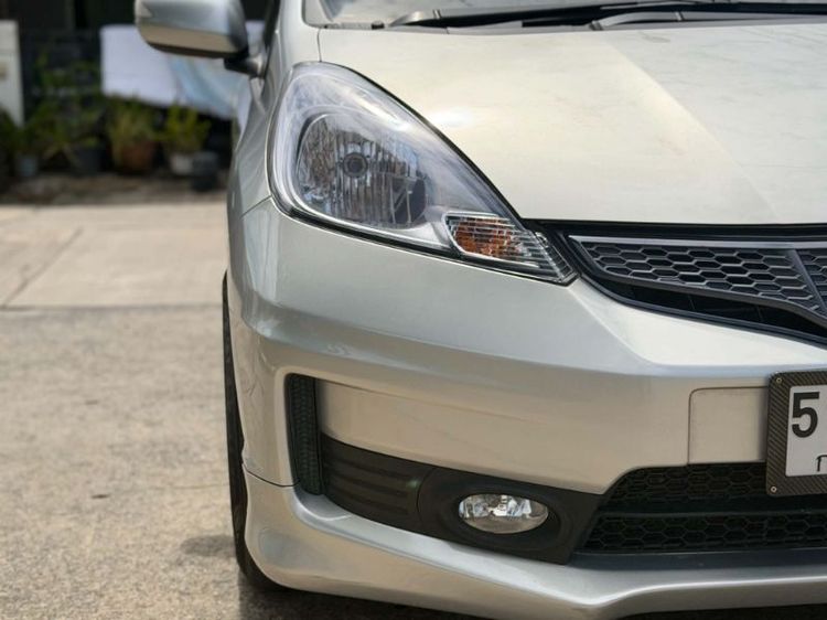Honda Jazz 2012 1.5 SV Sedan เบนซิน เทา