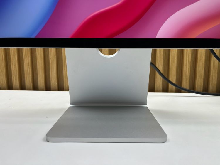 Studio Display 27-inch Retina 5K Stand Glass รูปที่ 4
