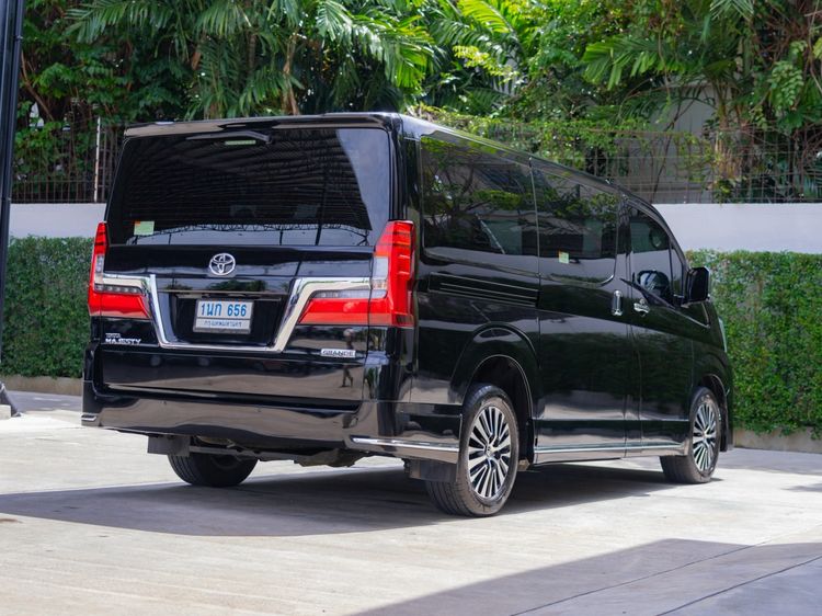 Toyota Majesty 2020 2.8 Grande Utility-car ดีเซล ไม่ติดแก๊ส เกียร์อัตโนมัติ ดำ รูปที่ 4
