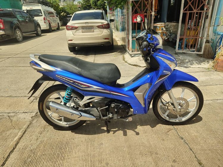 🛵ยังไงก็ขาย WAVE125 i ปี 56 เครื่องดี สีสวย สตาร์ทมือ รถบ้านเดิมๆ เล่มชุดโอนครบ+เปลี่ยนถ่ายน้ำมันเครื่องฟรี ส่งฟรี30 ก.ม รูปที่ 2