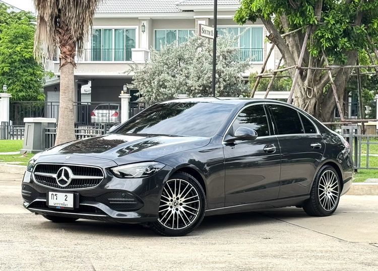 รถ Mercedes-Benz C-Class C220 สี ขาว
