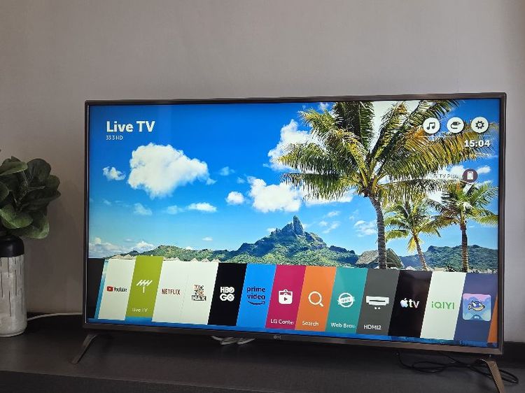 ขาย smart TV LG 49 นิ้วดู YouTube netflix ได้