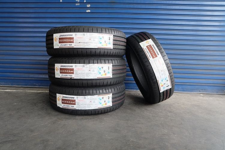 🚩ยางใหม่ Bridgestone รุ่น Alenza 001 ขนาด 215 60R17 ปี26