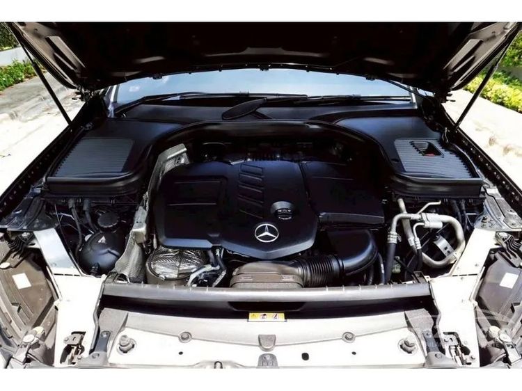 Mercedes-Benz GLC-Class 2021 GLC220d Utility-car ดีเซล ไม่ติดแก๊ส เกียร์อัตโนมัติ ดำ รูปที่ 2